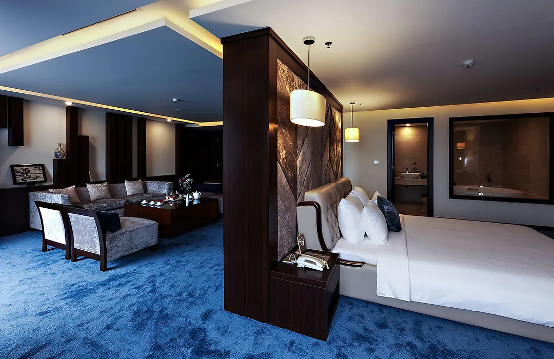 Central Luxury Ha Long Hotel-1