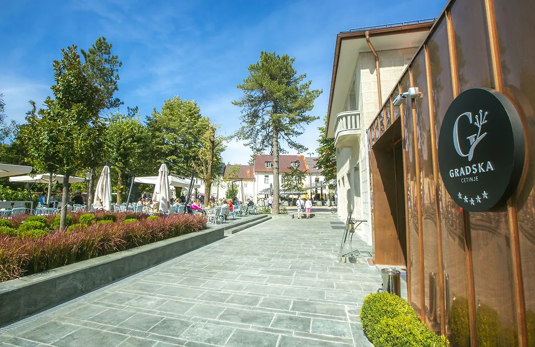 Hotel Gradska Cetinje-1