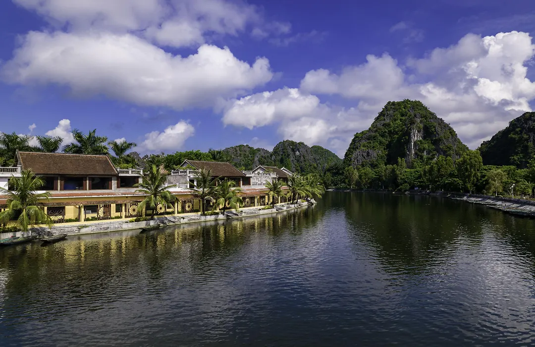 Emeralda Resort Tam Coc-1