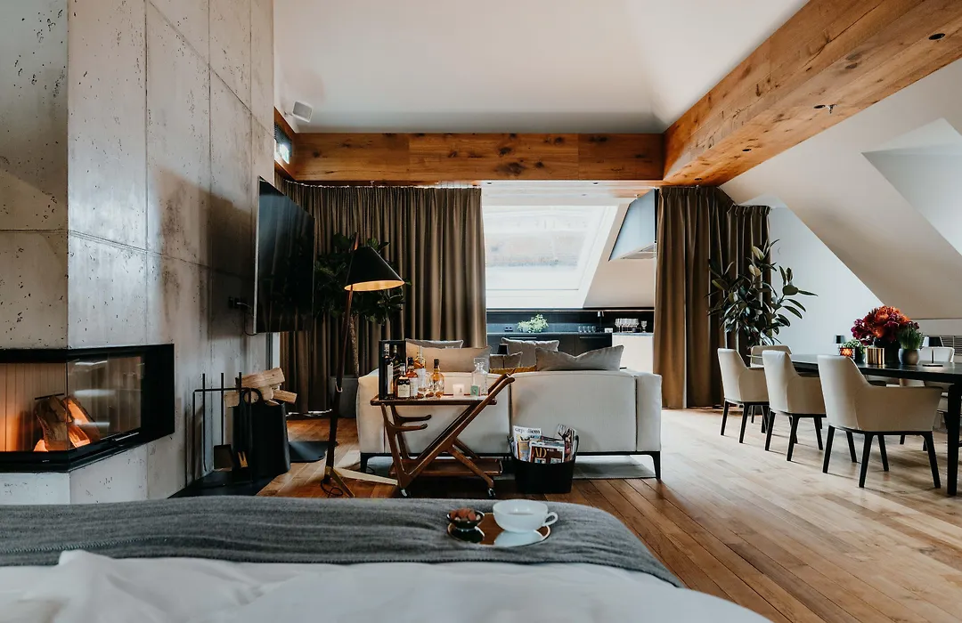 DO&CO Hotel München-1