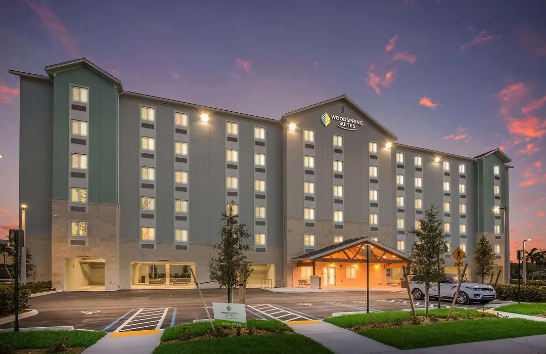 Woodspring Suites Doral Miami Airport-1