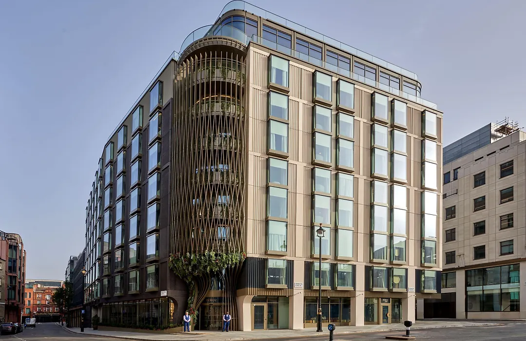 The Botree London, Curio Collection By Hilton-1