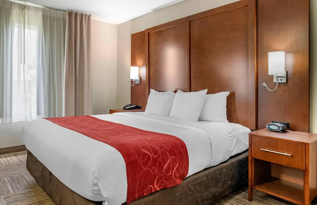 Comfort Suites Urbana Champaign, University Area-1