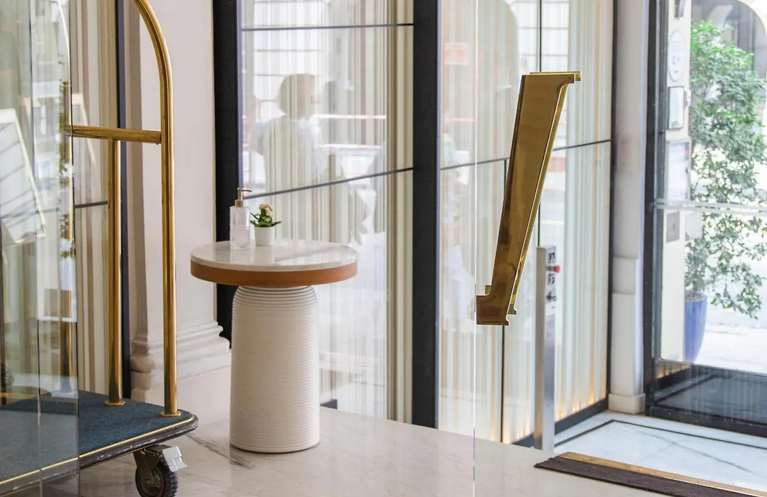 Hotel Vernet Champs Elysees Paris-1
