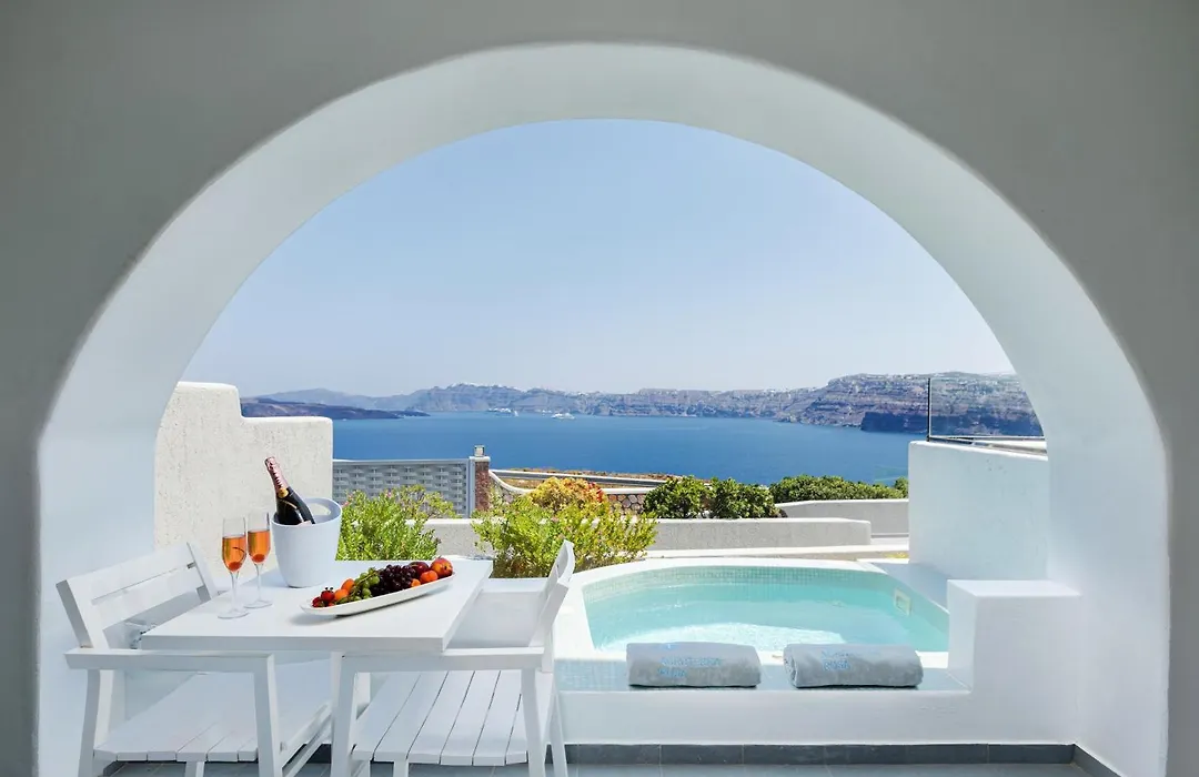 Acroterra Rosa Luxury Suites & Spa-1