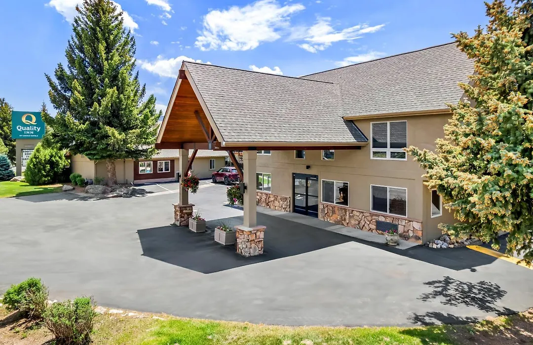 Quality Inn Near Rocky Mountain National Park-1