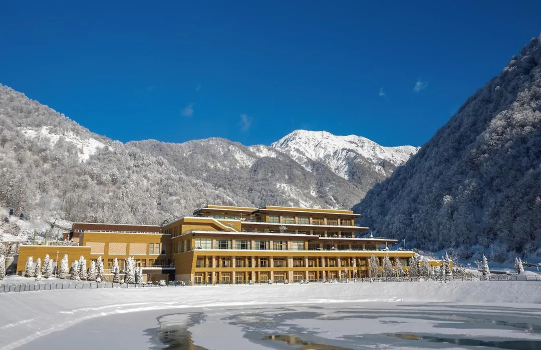 Qafqaz Tufandag Mountain Resort Hotel-1