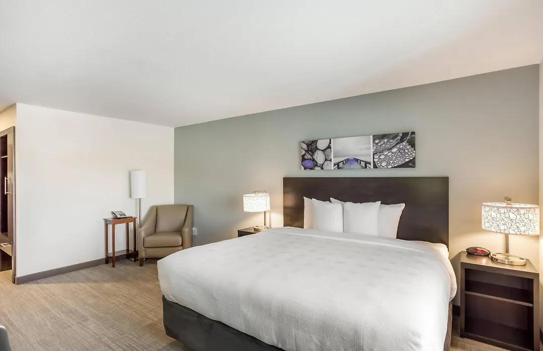 Mainstay Suites Logan Ohio-Hocking Hills-1