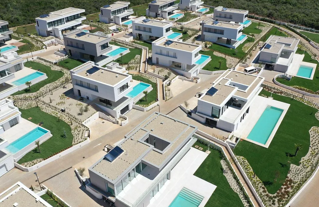 Lioqa Resort-1