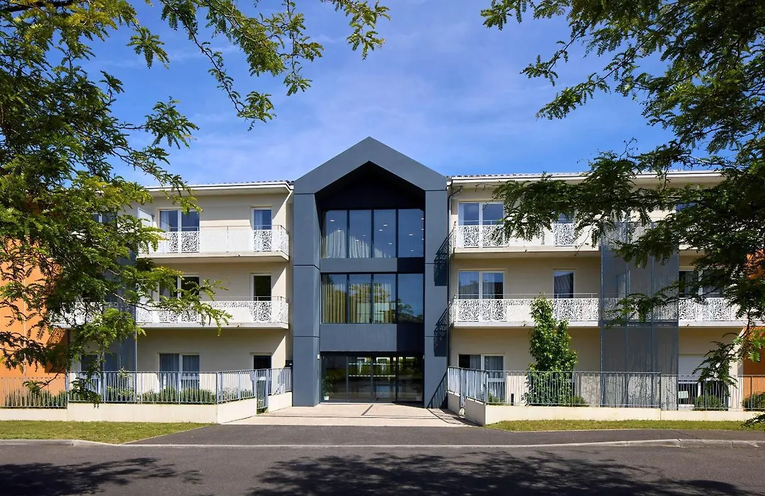 Quality Suites Saint-Paul-lès-Dax-1