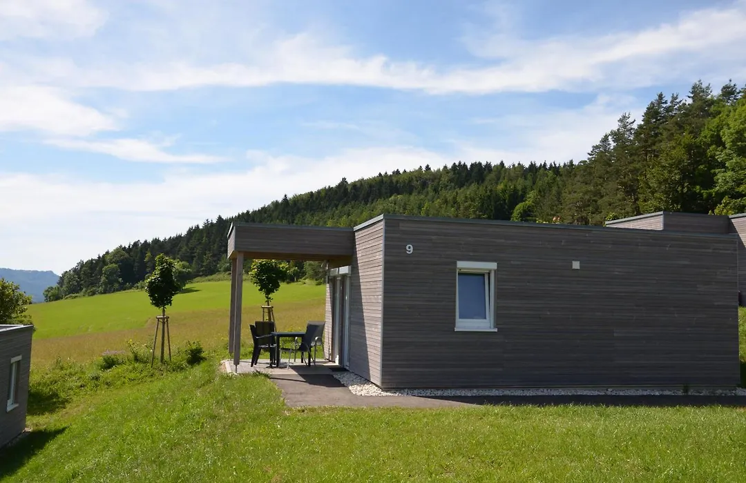 Bungalows am Sonnencamping Albstadt - oberhalb Badkap-1