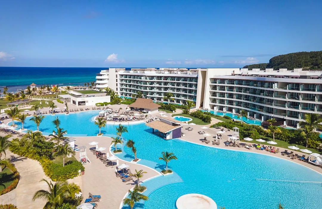 Ocean Coral Spring Resort-1