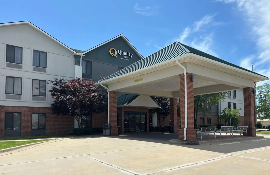 Quality Inn Warrensburg-1