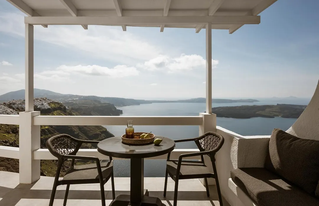Aqua Luxury Suites By Nomee Hospitality Group-1