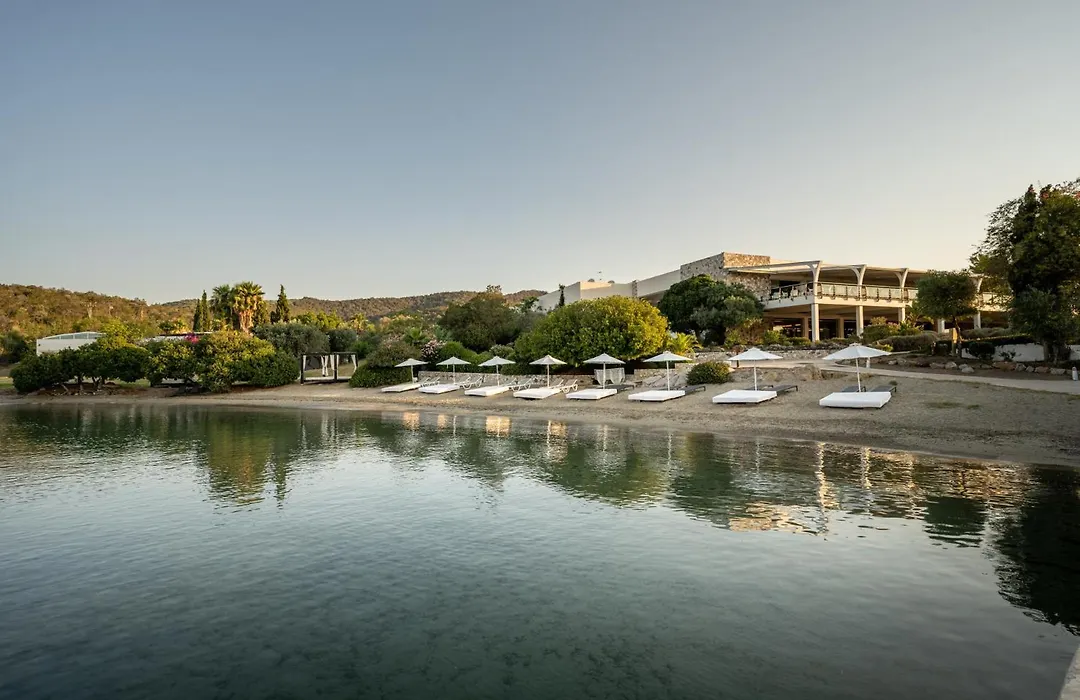 Hydra Beach Resort-1