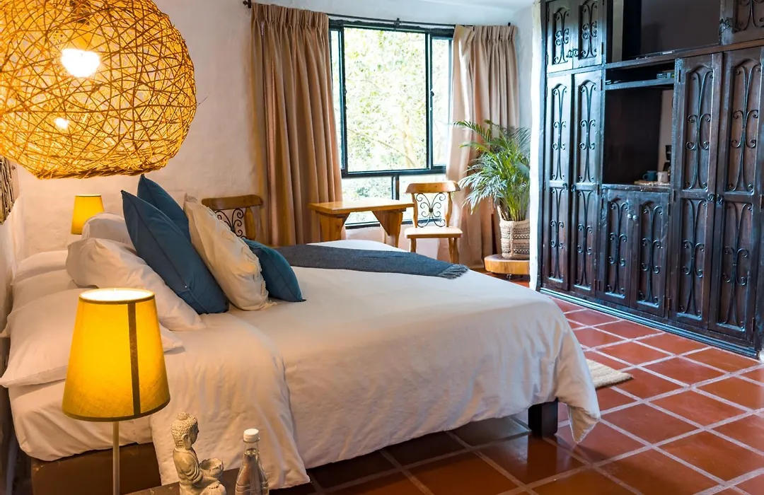 Linaje Salvaje Hotel-1