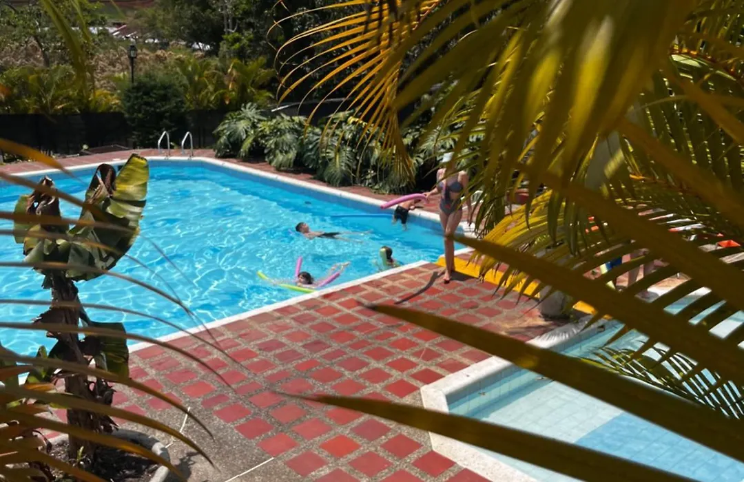 Natural Luxury Birding Lodge - Premium Birdwatching Near Cali-1