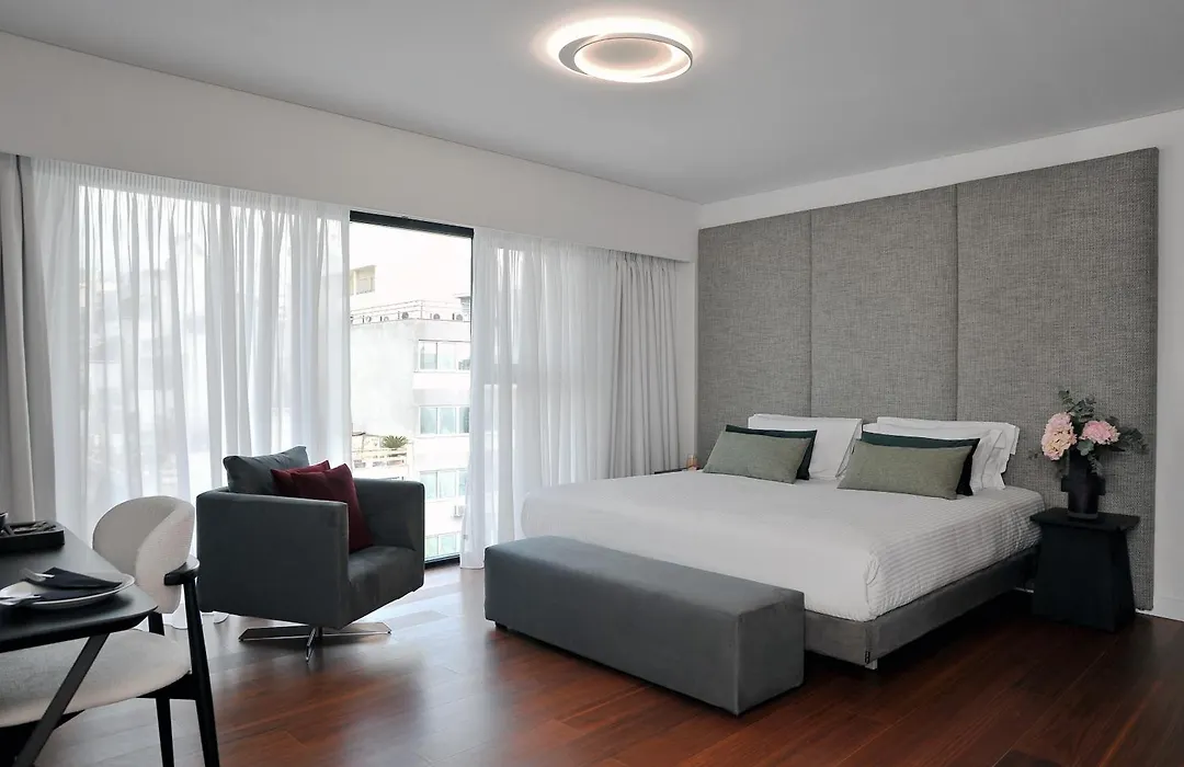 The Athenaeum Luxury Hotel-1