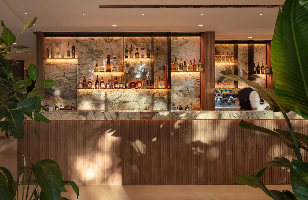 Hotel Sumratin-1