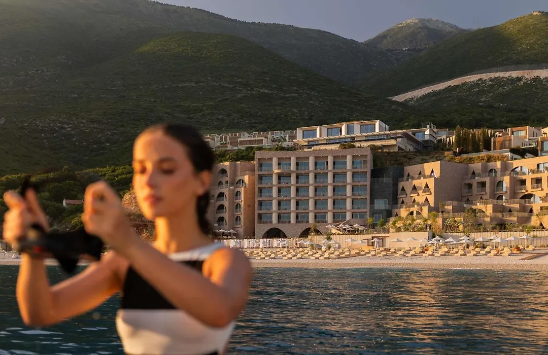 Green Coast Hotel Mgallery Collection-1
