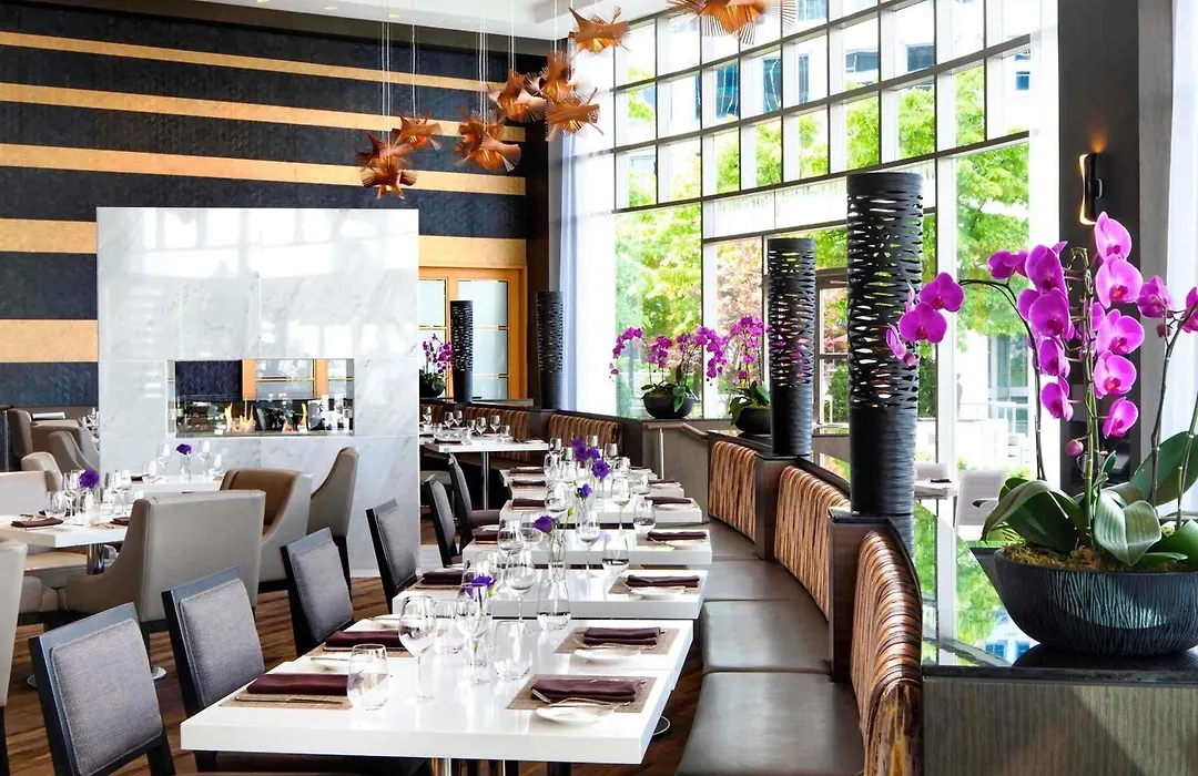 Fairmont Waterfront-1