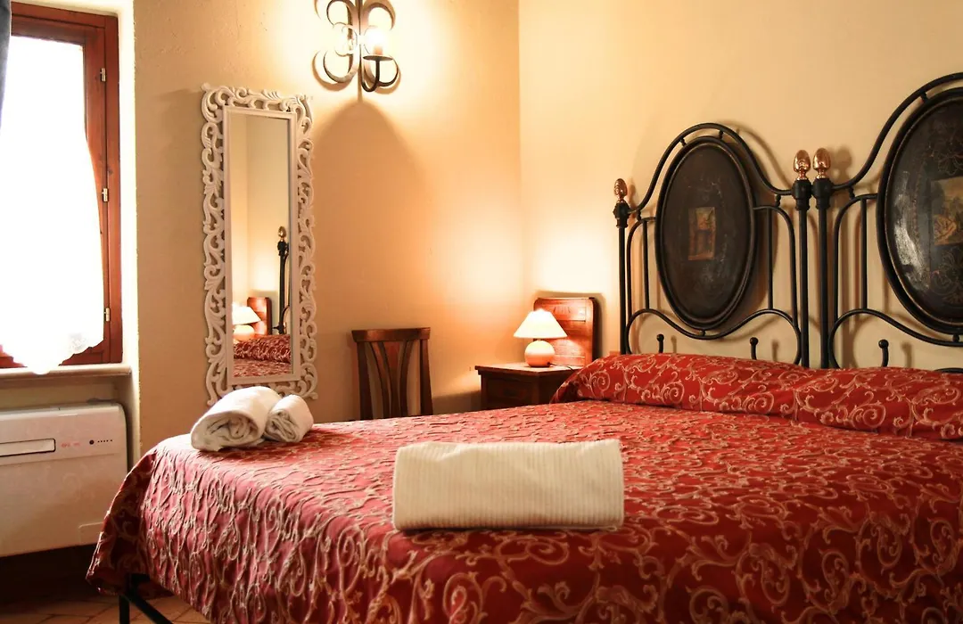Albergo Diffuso Borgo Montemaggiore-1