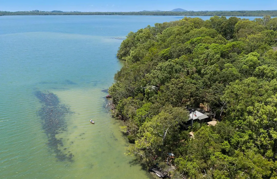 Eumarella Shores Noosa Lake Retreat-1