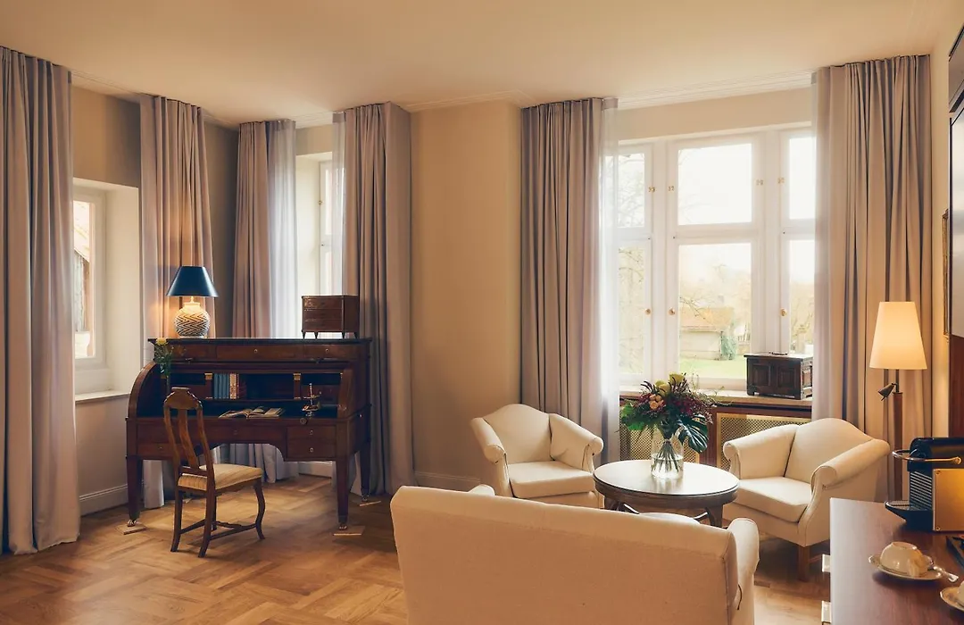 Relais&Chateaux Hotel Hohenhaus-1