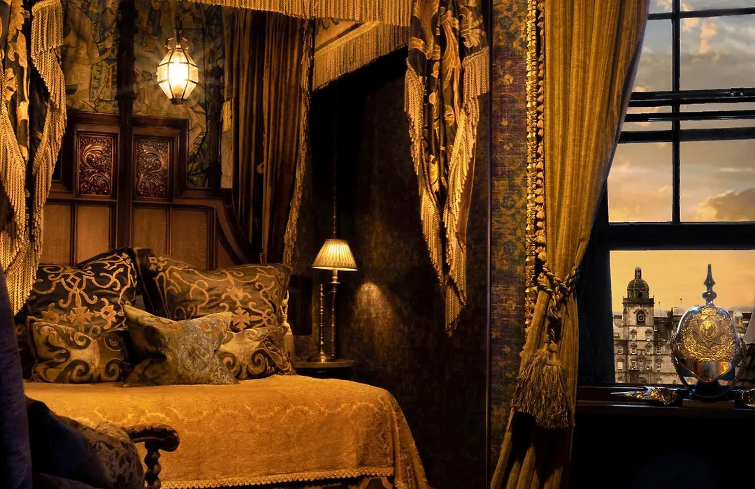 The Witchery-1