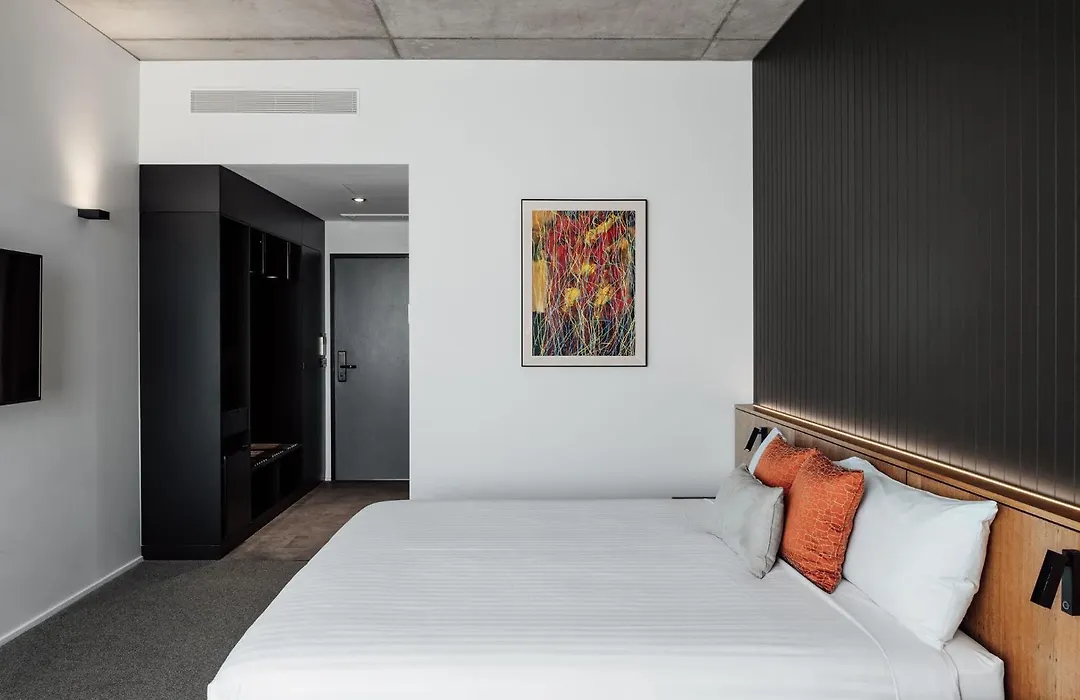 Hotel Verge Launceston-1