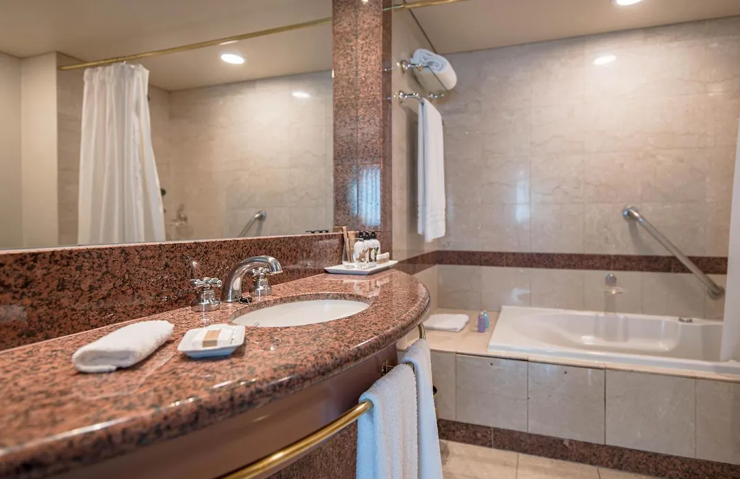Quinto Centenario Hotel-1