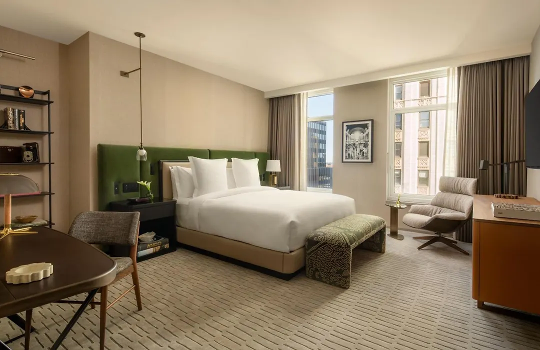 Four Seasons Hotel New York Downtown-1
