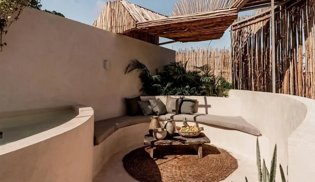 Taio Tulum-1