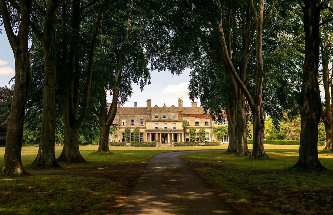 Lucknam Park, Emblems Collection-1