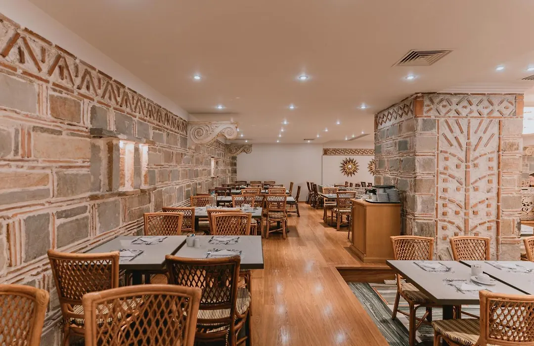 Divani Caravel-1