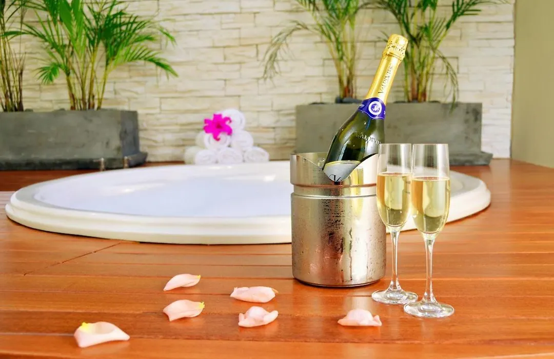Sol De Oro Hotel & Suites-1