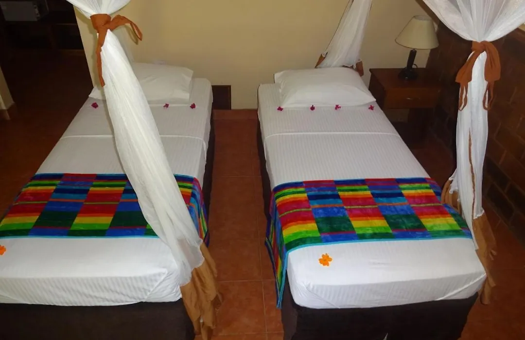 Barry'S Beach Resort Pangani-1