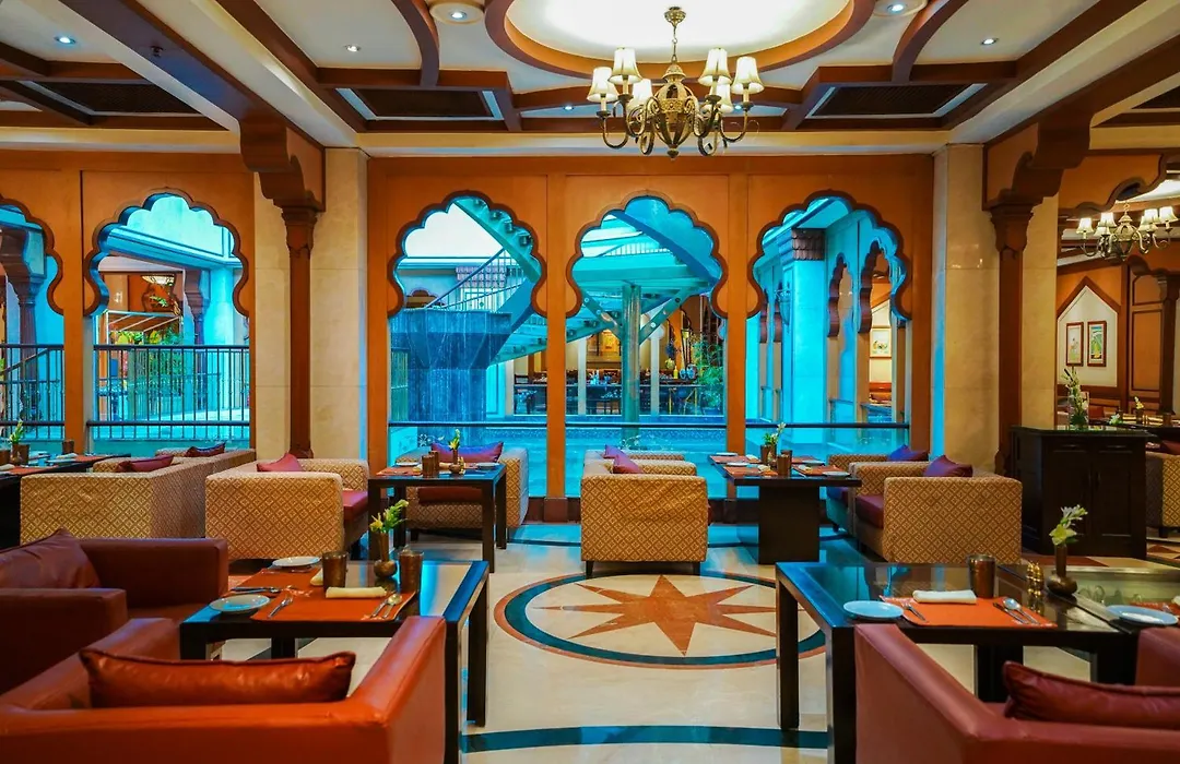 Avari Lahore Hotel-1