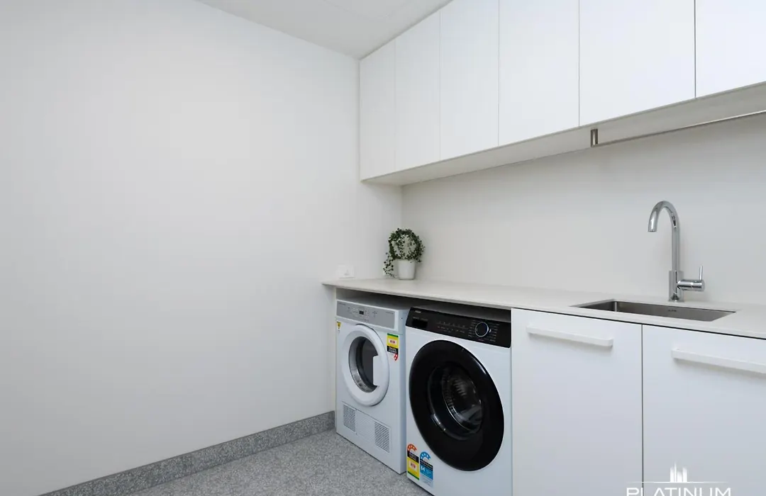 Platinum Luxury Stays On Southbank-1