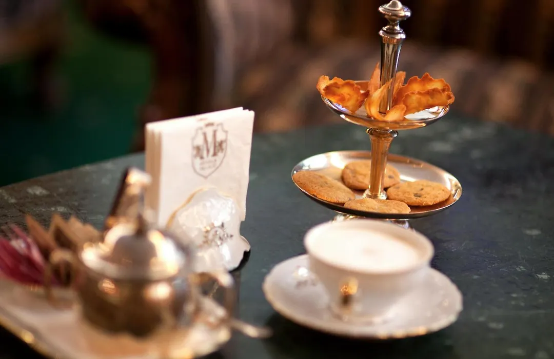 Grand Hotel London-1