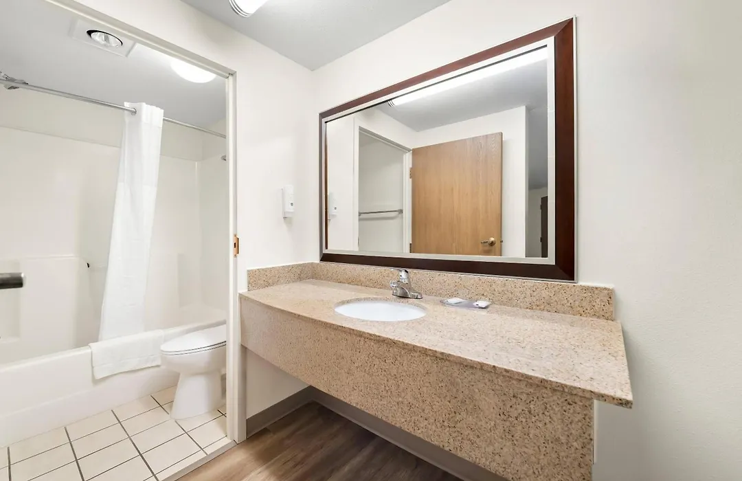 Quality Inn & Suites Black River Falls I-94-1