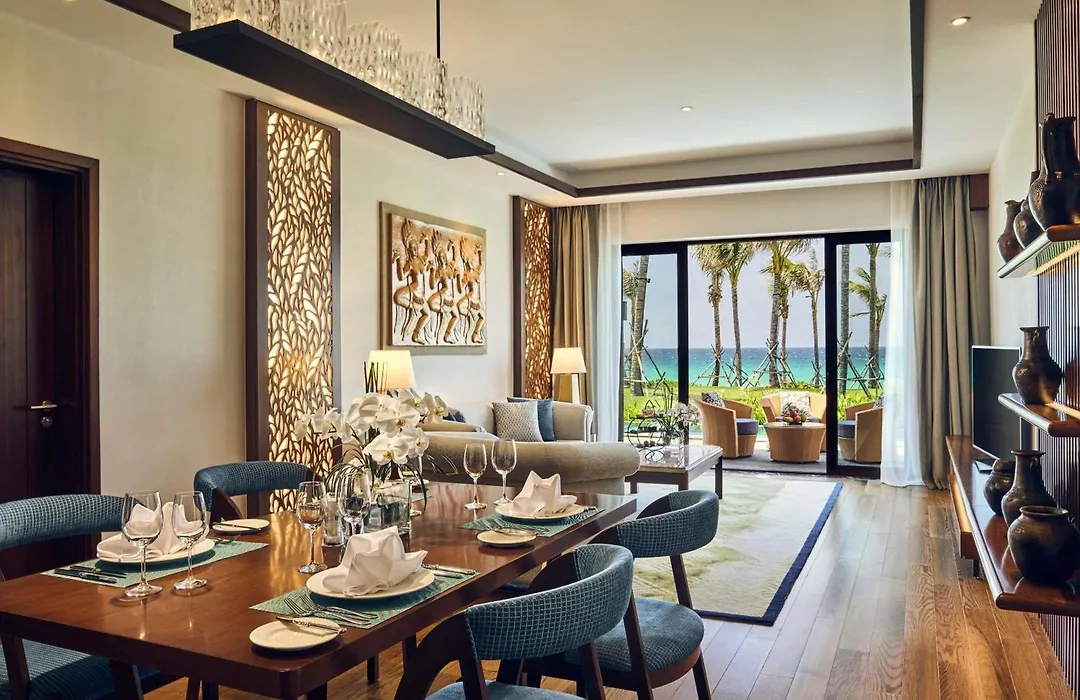 Moevenpick Resort Cam Ranh-1