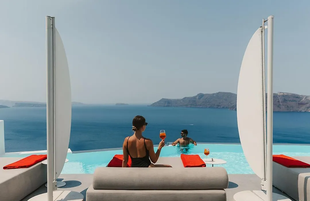 Saint Santorini-1