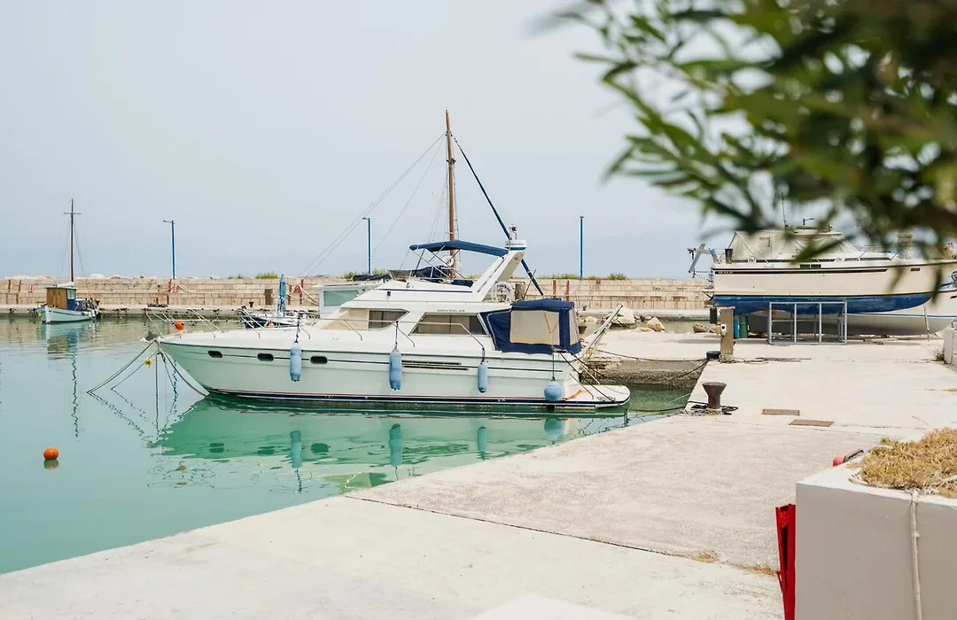 Great Greece Le Convivial Suites-1