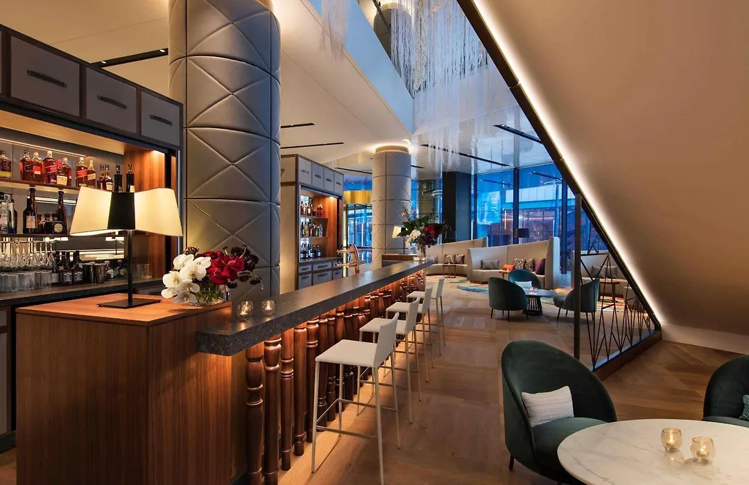 Sofitel Sydney Darling Harbour-1