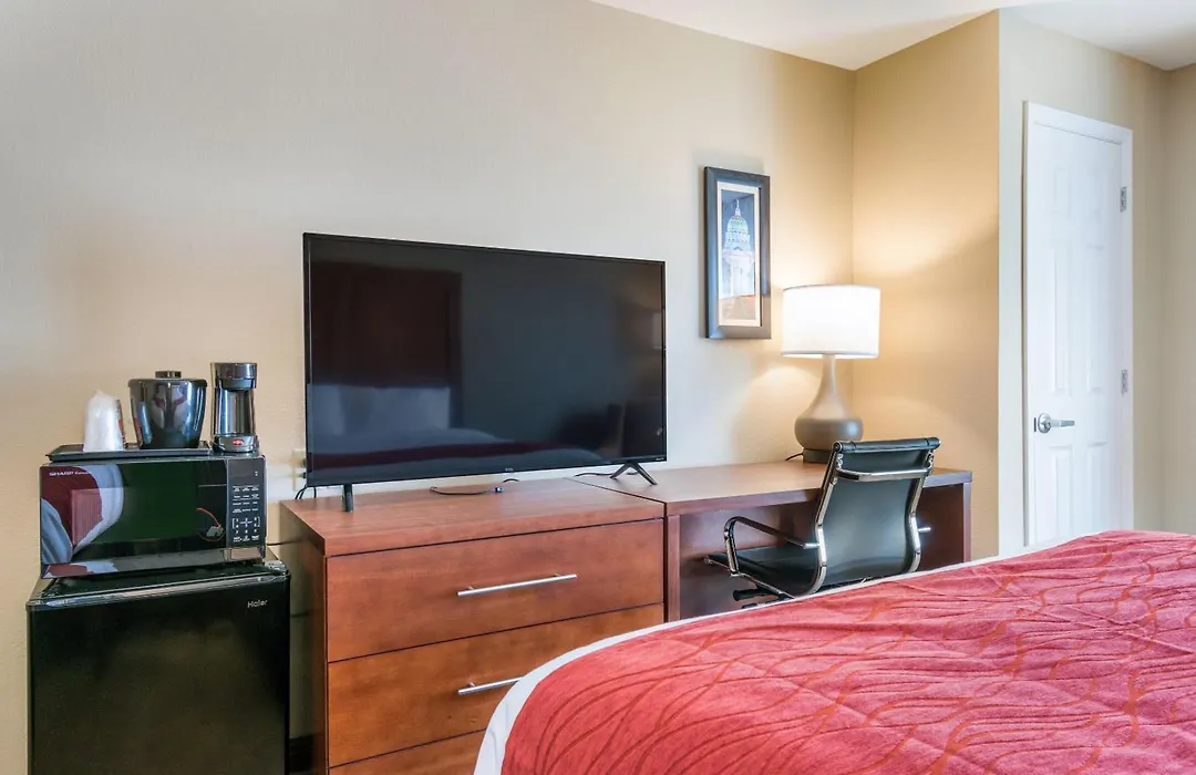 Comfort Inn & Suites Harrisburg - Hershey West-1