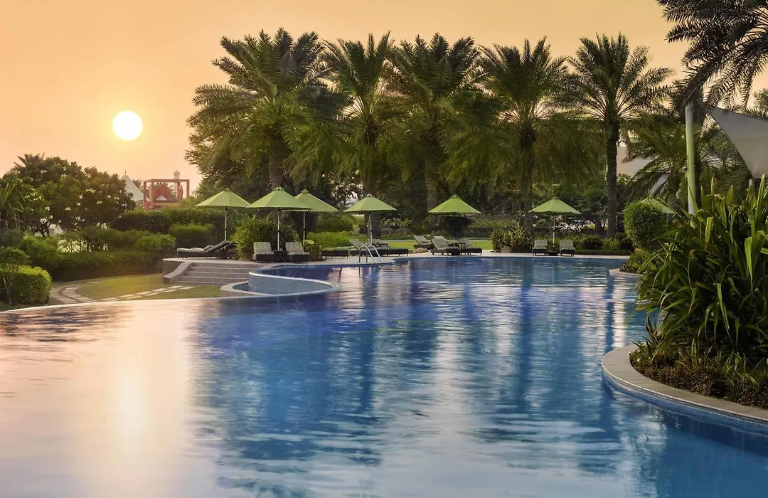 Mövenpick Hotel Bahrain-1