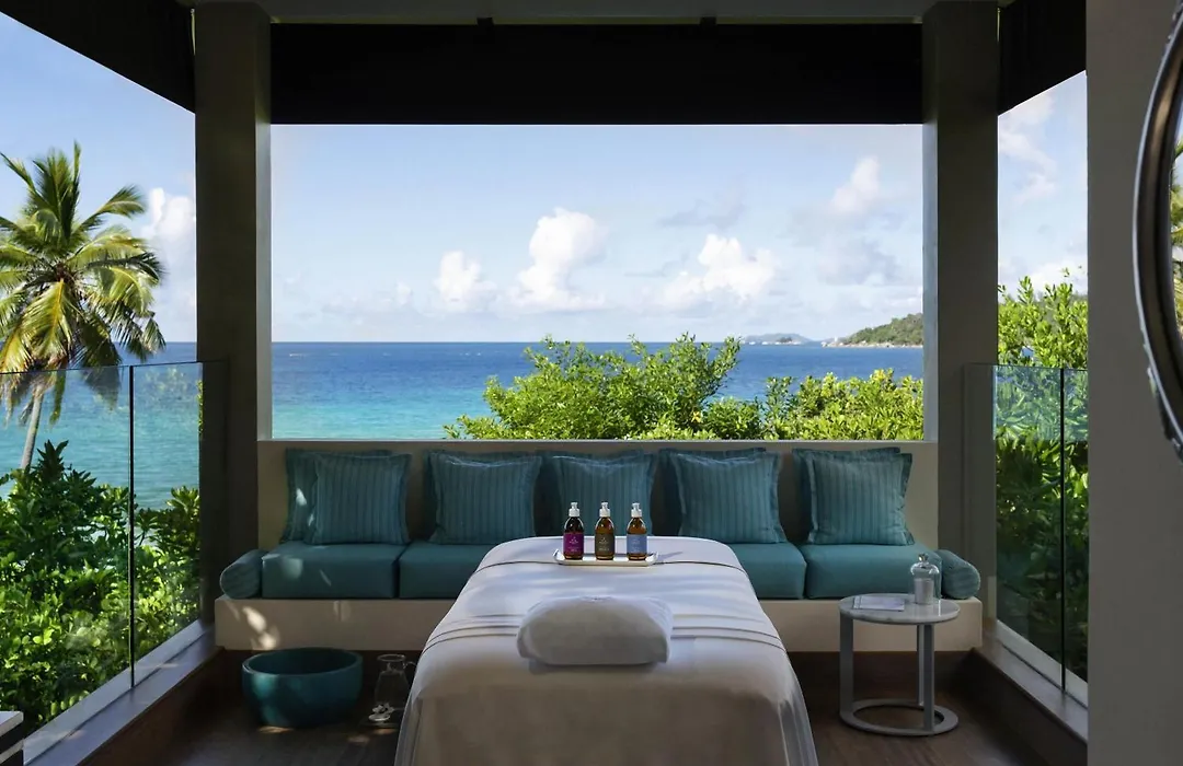 Raffles Seychelles-1