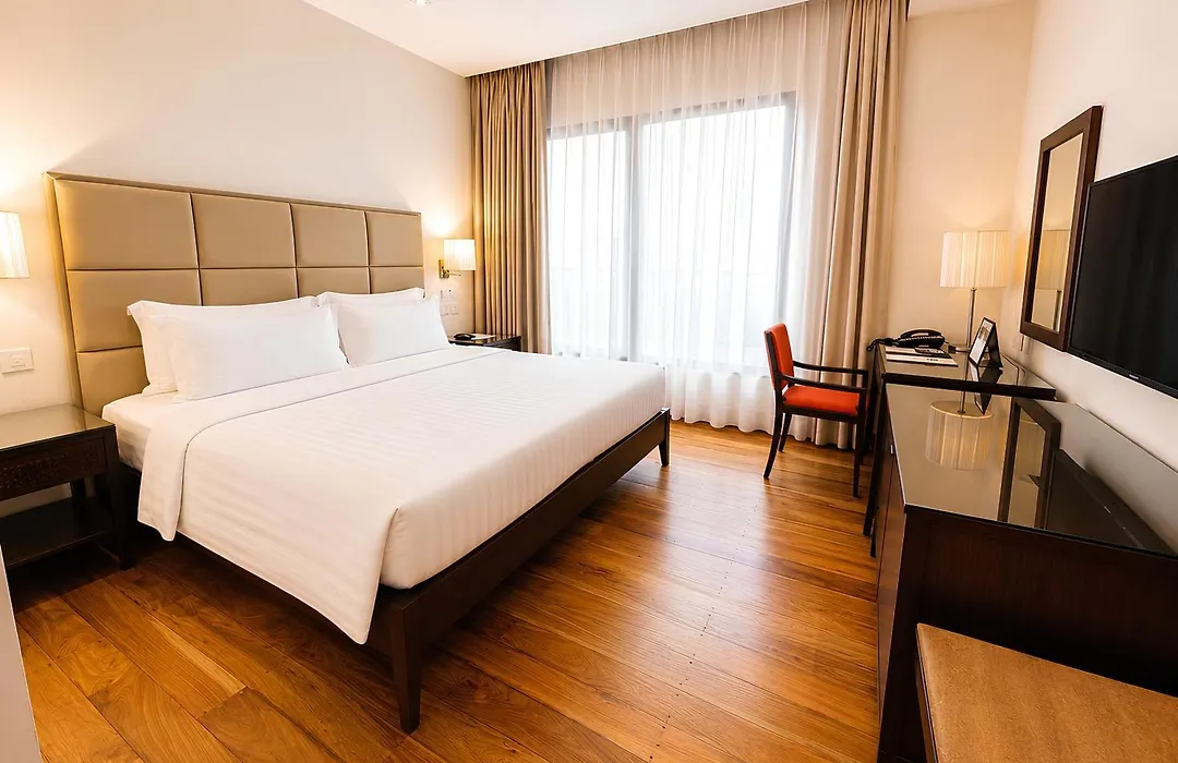 City Garden Grand Hotel-1