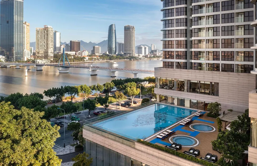 Melia Vinpearl Danang Riverfront-1